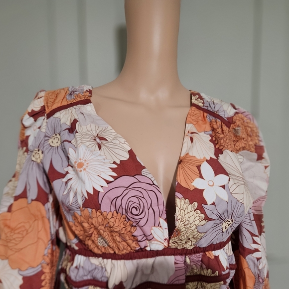 LISTICLE Floral V-Neck Blouse | Smocked Waist Romantic Boho Top.Size S (NWT) - Picture 10 of 16